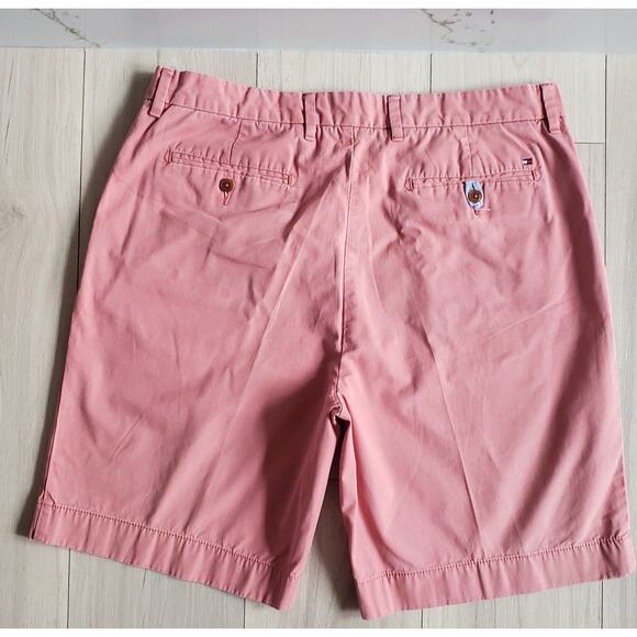 Tommy Hilfiger Shorts Men 36 Red Classic Fit Chino Embroidered Flag Golf 10" - Picture 2 of 8